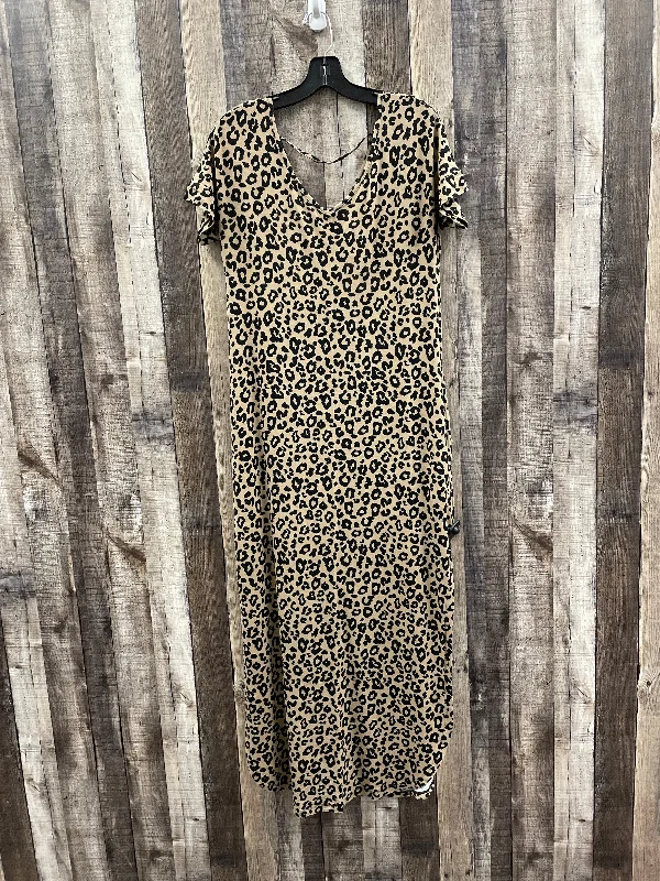 Dress Casual Maxi By Cmf In Animal Print, Size: S