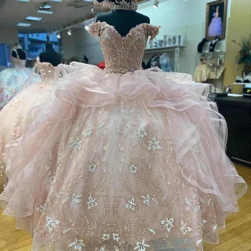 Light Pink Princess Quinceanera Dress Off Shoulder Appliques Sequins Flowers Party Sweet 16 Gown