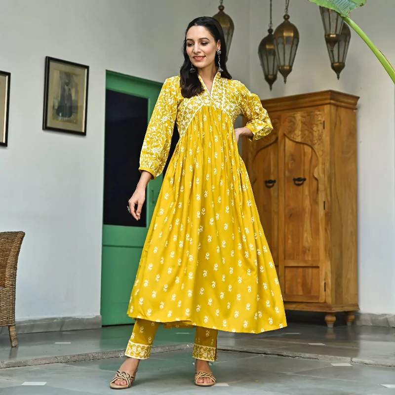 Yellow Floral Jaal V Neck Kurta Pant Co-ord Set